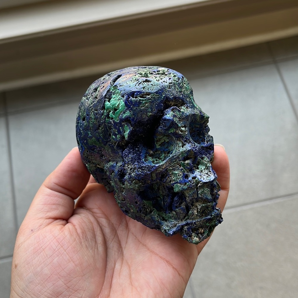 HQ+ Azurite skull